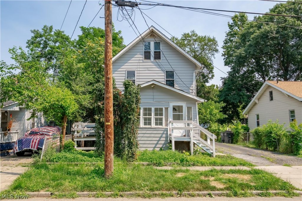 757 Baird Street, Akron, OH
