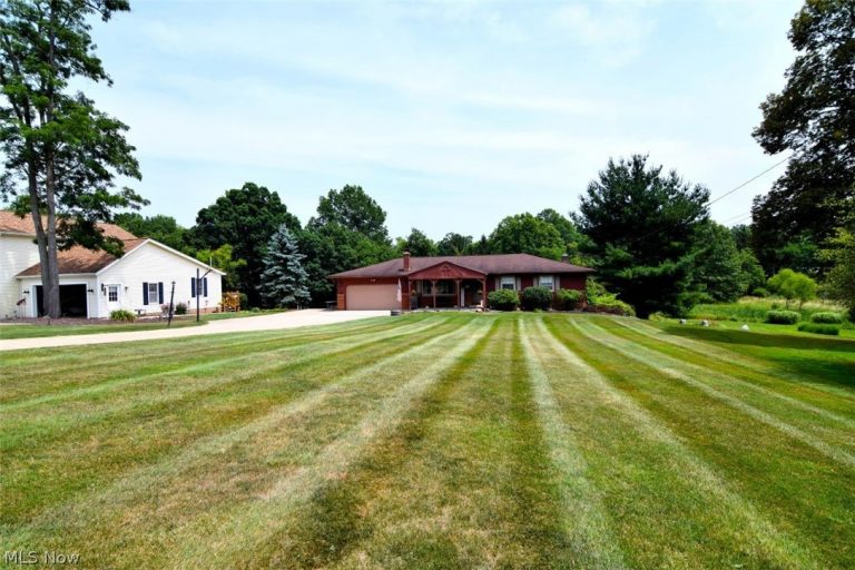 7267 Kiltie Lane, Northfield, OH - Photo 3
