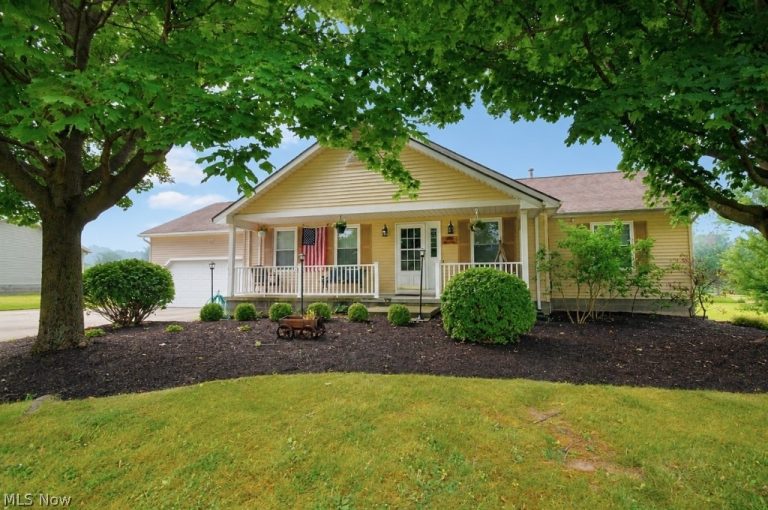 5566 River Road, Madison, OH, 44057