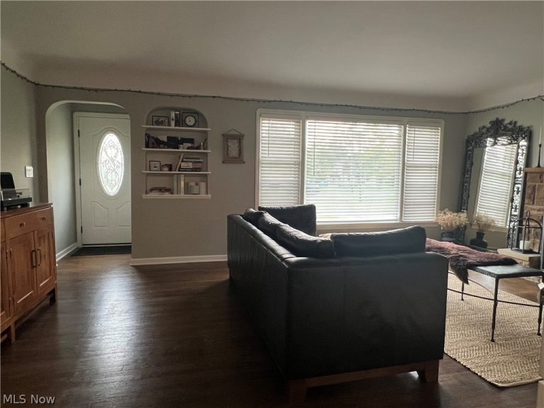 3282 Royalton Road, North Royalton, OH - Photo 4