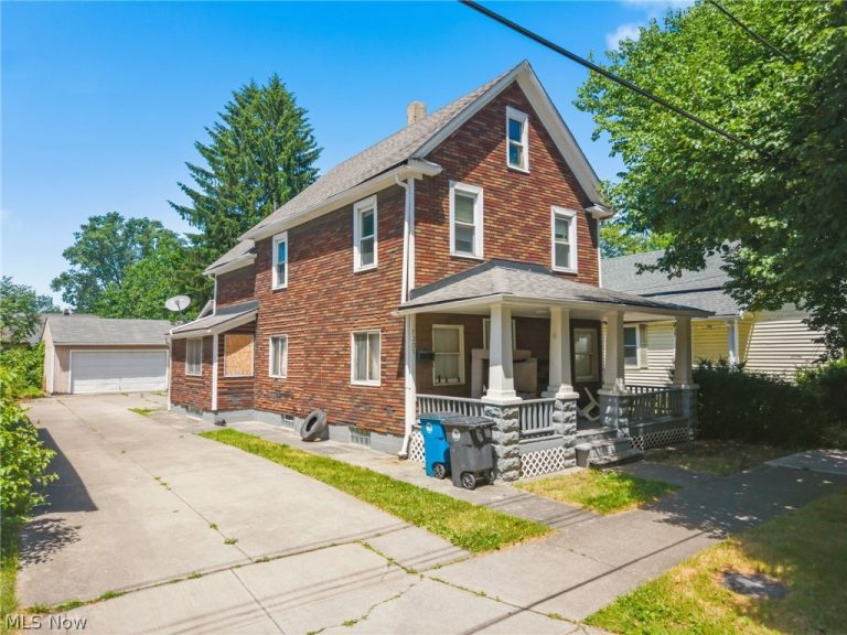 7207 Deveny Avenue, Cleveland, OH - Photo 2
