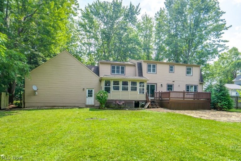 7144 Fairacres Avenue, North Ridgeville, OH - Photo 5