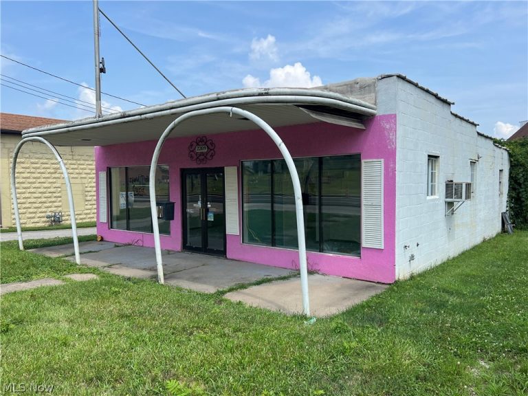 2209 Camden Avenue, Parkersburg, WV - Photo 6
