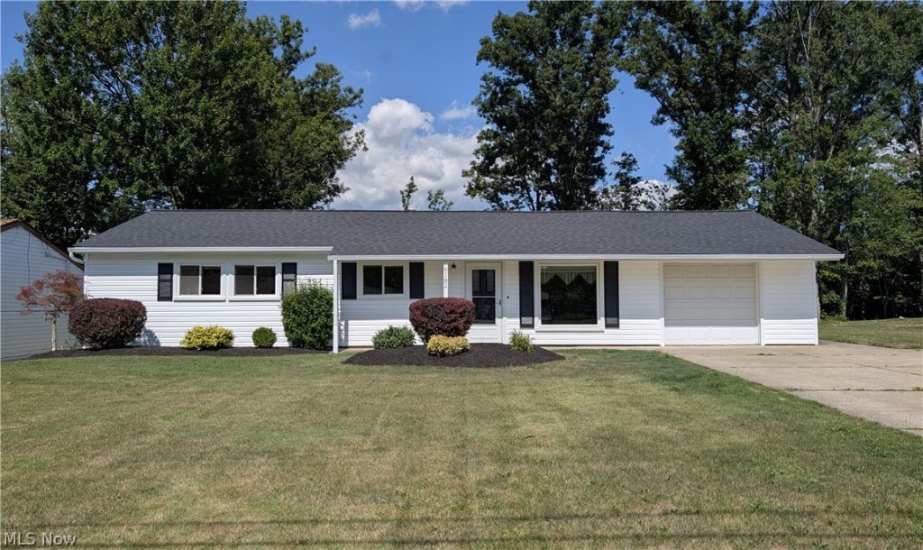 6182 Randolph Road, Bedford Heights, OH