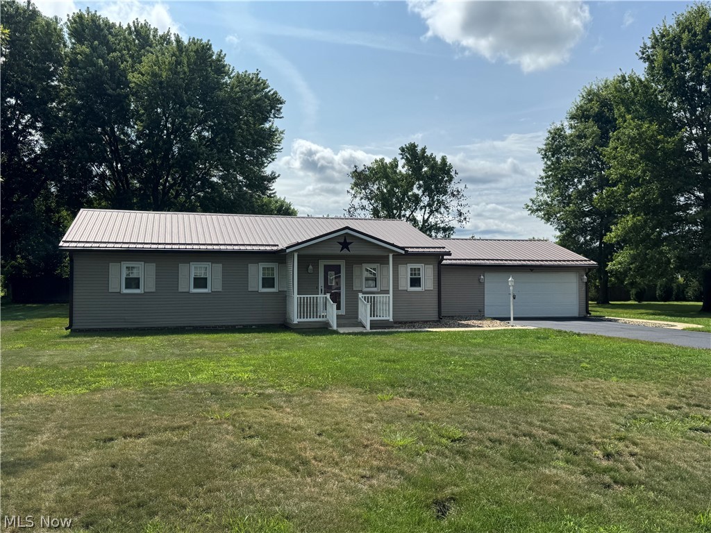6220 Southview Drive, Nashport, OH