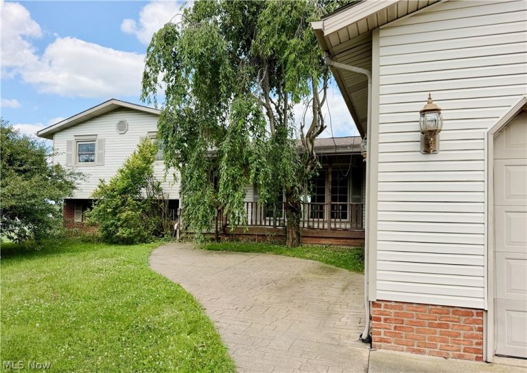 3330 Genoa Avenue, Canton, OH - Photo 2