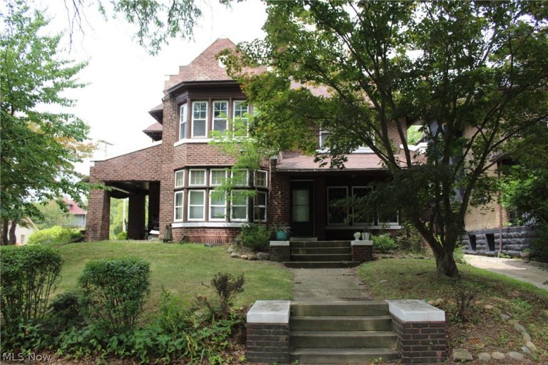9501 Shakespeare Parkway, Cleveland, OH, 44108