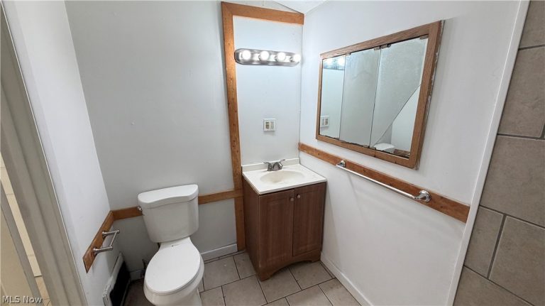7425 Harvard Avenue, Cleveland, OH - Photo 6