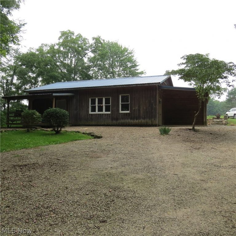 7113 Dial Road, Carrollton, OH, 44615