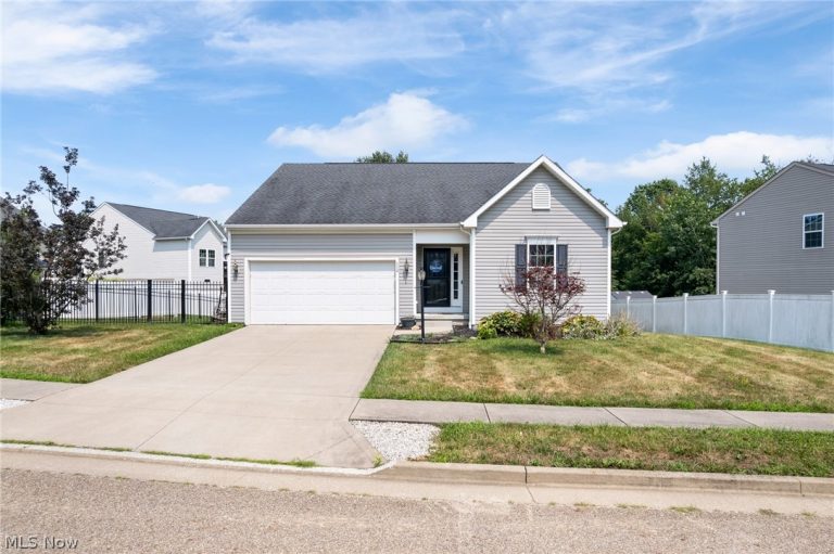880 Starr Ridge Street, Massillon, OH, 44646