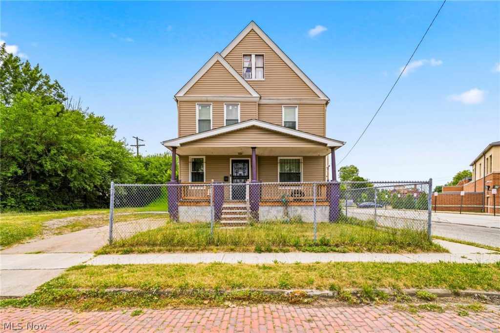 1532 78th Street, Cleveland, OH