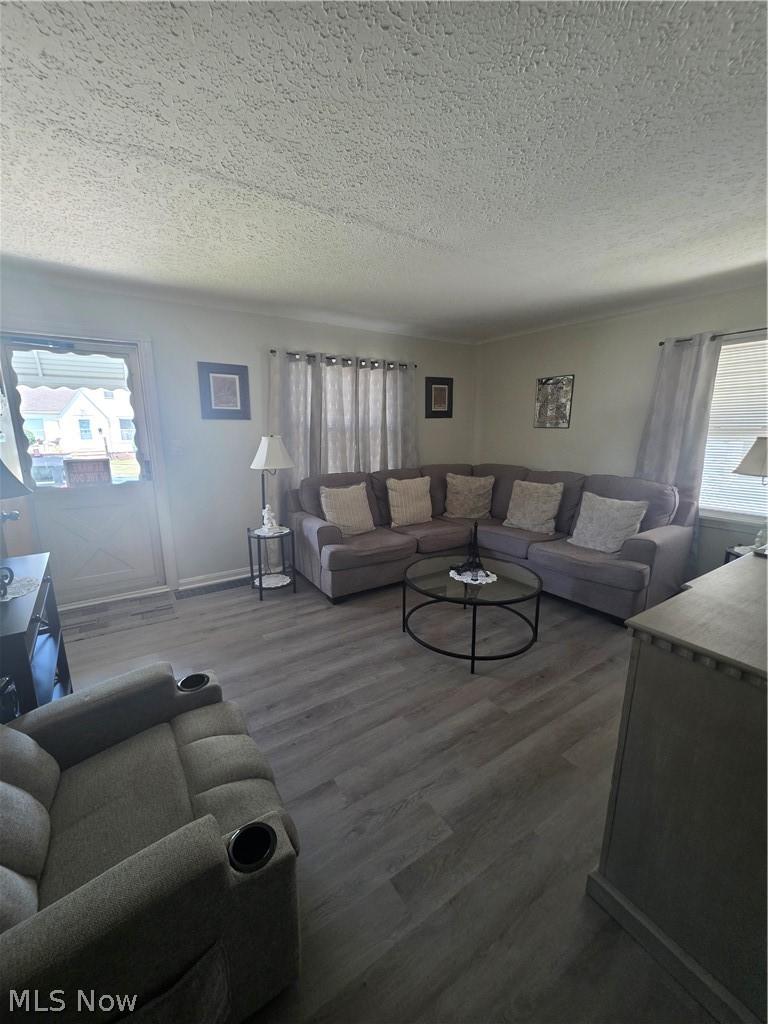 13445 Wainstead Avenue, Cleveland, OH - Photo 8