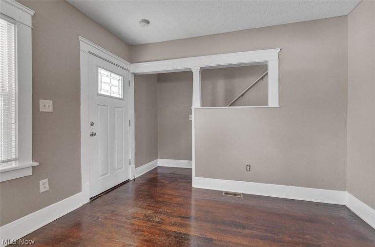 10421 Dale Avenue, Cleveland, OH - Photo 5