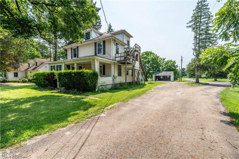929 Market Street, Lisbon, OH - Photo 2