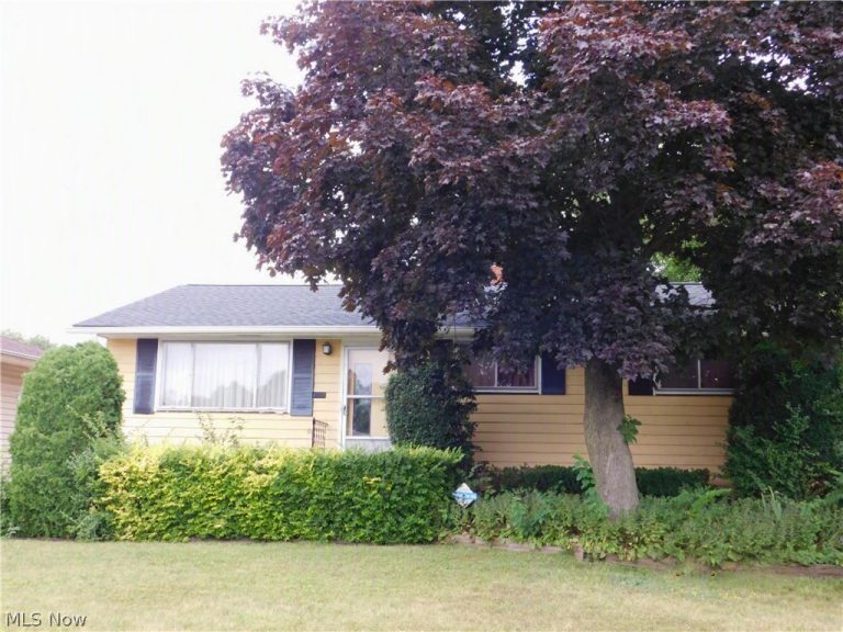 616 Judie Drive, Cleveland, OH - Photo 2
