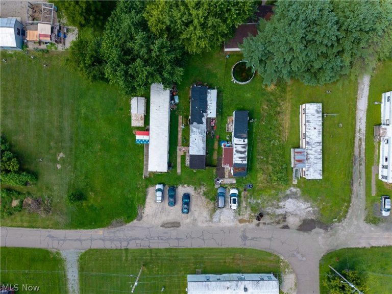 205 2nd Street, Beverly, OH - Photo 4