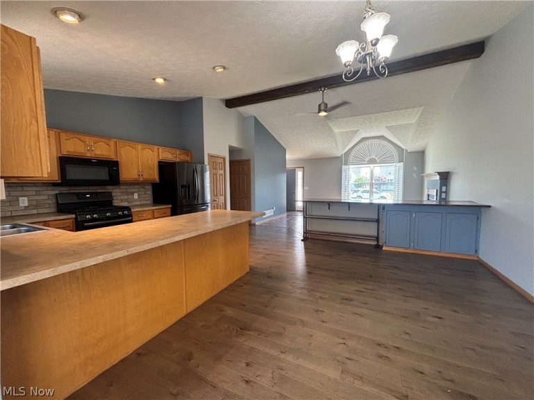 5788 Breezeway Drive, North Ridgeville, OH - Photo 8