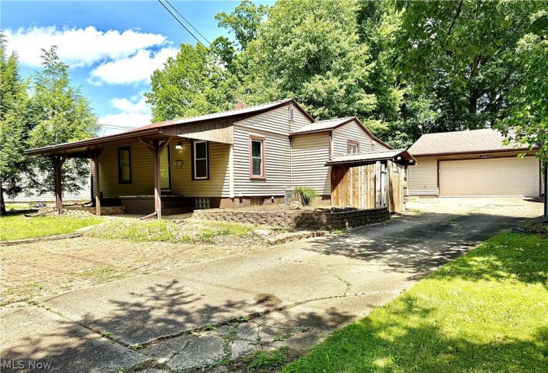 2108 Clermont Avenue, Warren, OH - Photo 3