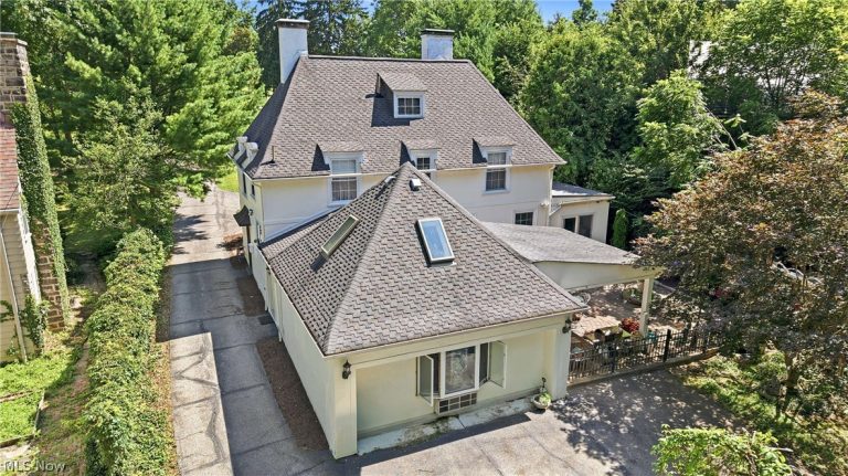 4812 Oak Knoll Drive, Boardman, OH - Photo 4
