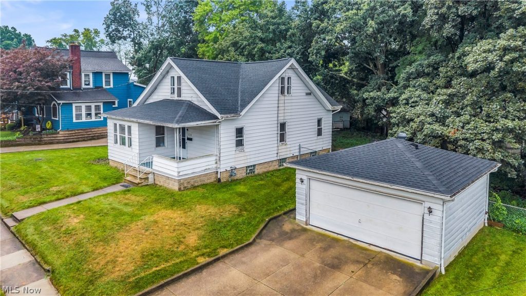 618 Keller Street, Barberton, OH