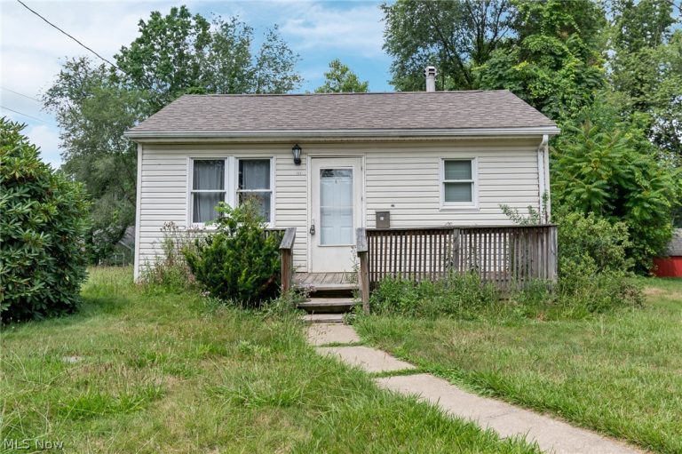 731 14th Street, Massillon, OH - Photo 2