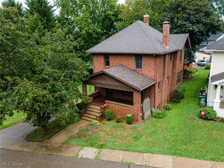 1518 Prospect Street, Coshocton, OH, 43812