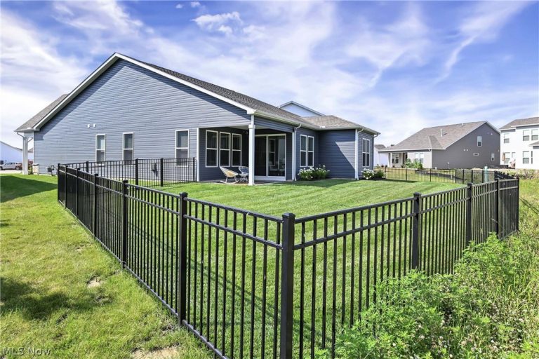 33153 Coastal Drive, Avon Lake, OH - Photo 5