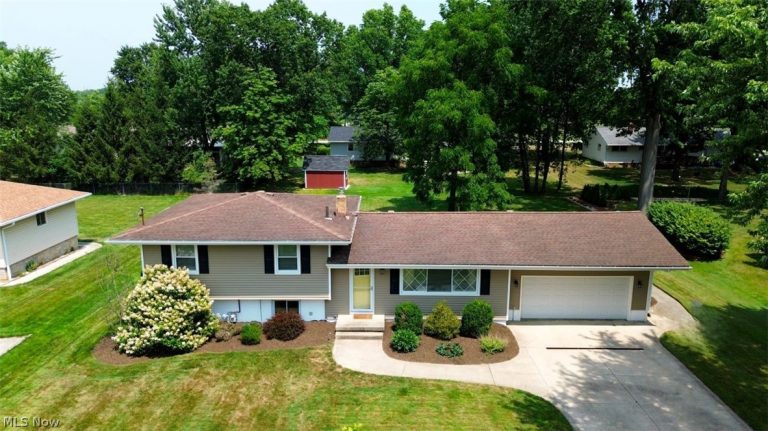 1031 Cessna Drive, Macedonia, OH, 44056