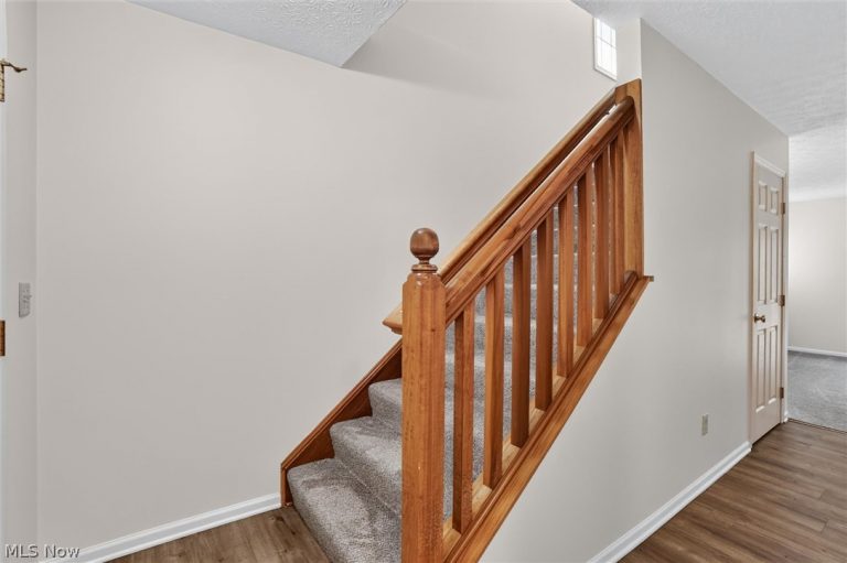 9995 Beverly Lane, Streetsboro, OH - Photo 6