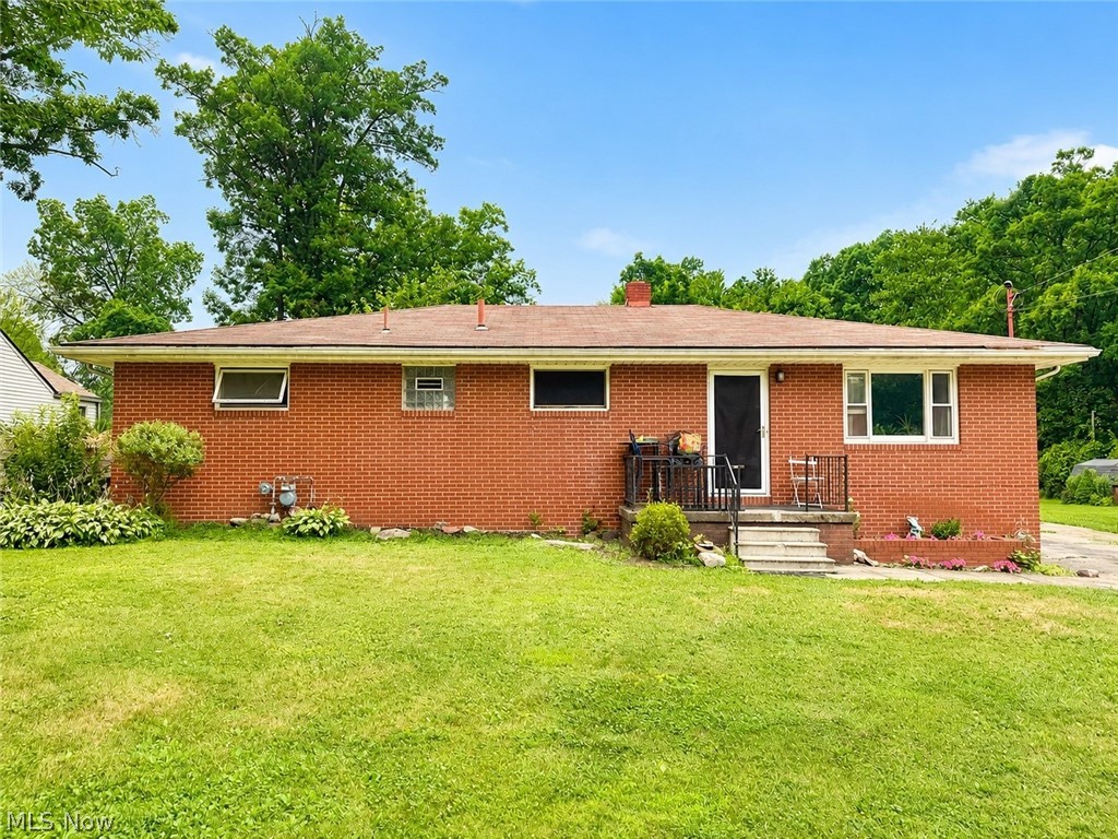 1216 Patchen Avenue, Warren, OH