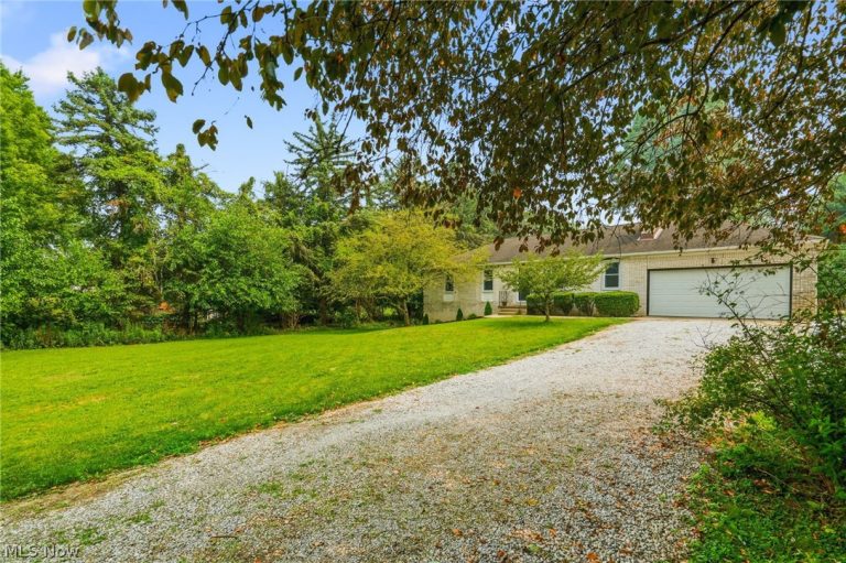 2470 Easton Street, Canton, OH - Photo 3