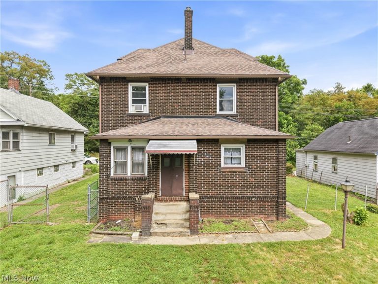 214 6th Street, Campbell, OH - Photo 6