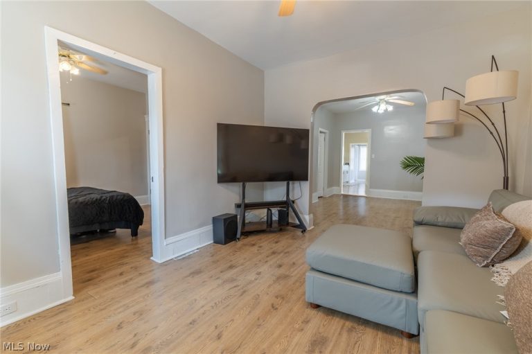 1364 58th Street, Cleveland, OH - Photo 5