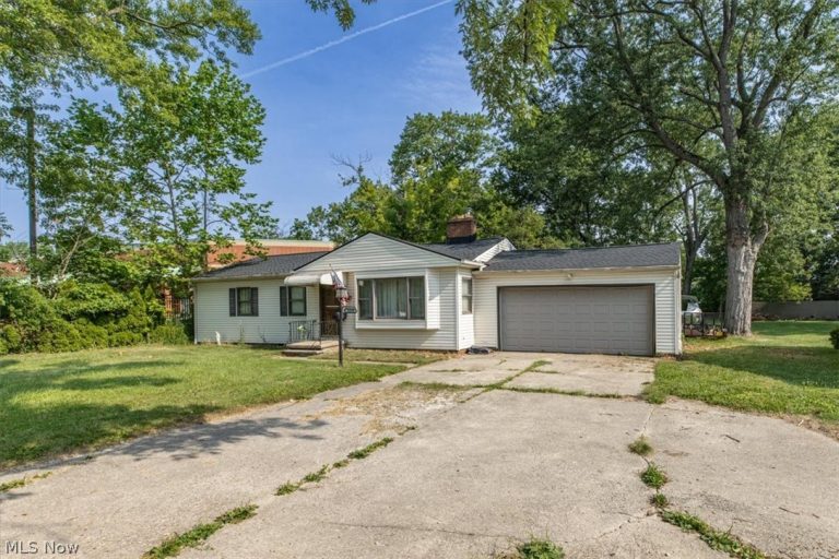 22270 Brookpark Road, Fairview Park, OH - Photo 2