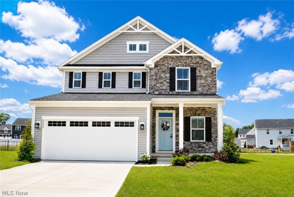 8082 Cora Court, North Ridgeville, OH