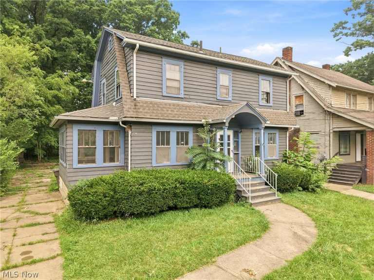 3016 Hudson Avenue, Youngstown, OH - Photo 2