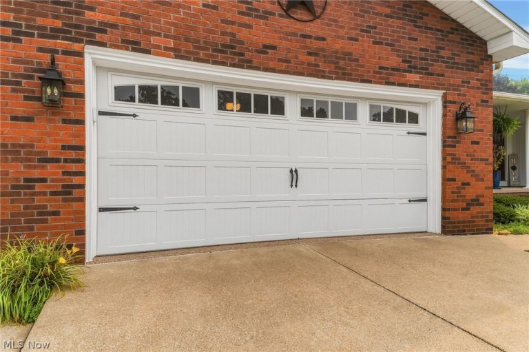 5308 Lindenwood Street, Louisville, OH - Photo 4