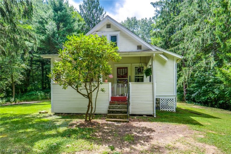 6082 Myers Road, Clinton, OH - Photo 2
