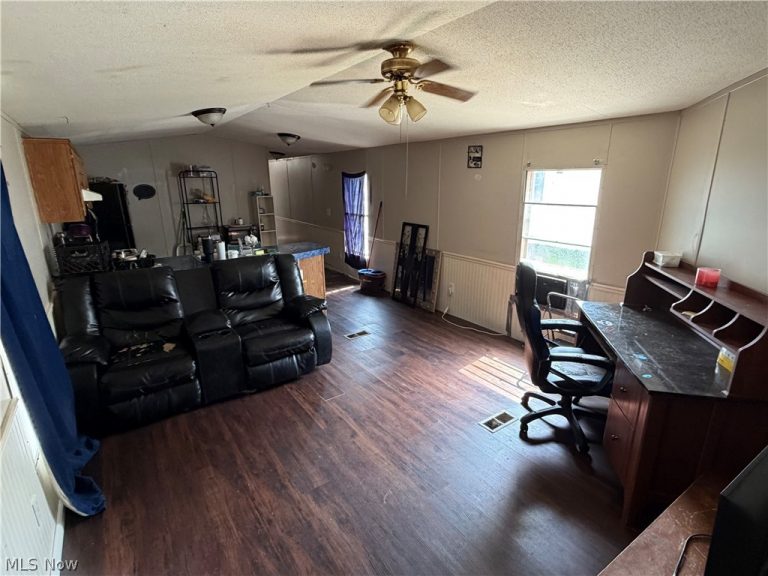 129 Harold Drive, Ashland, OH - Photo 4