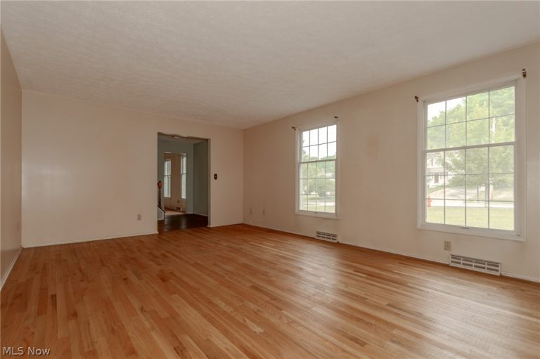 2218 Croydon Road, Twinsburg, OH - Photo 3