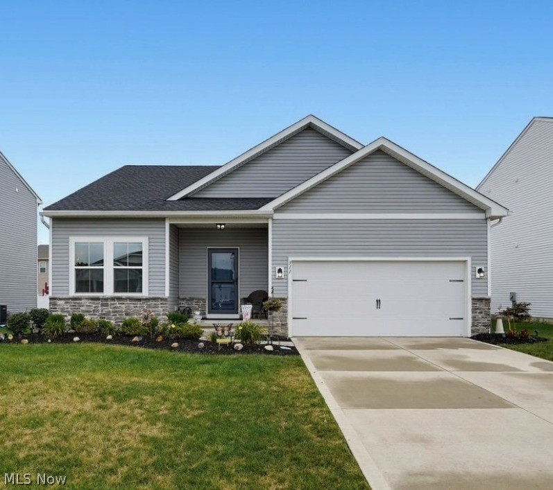 311 River Run Drive, Elyria, OH