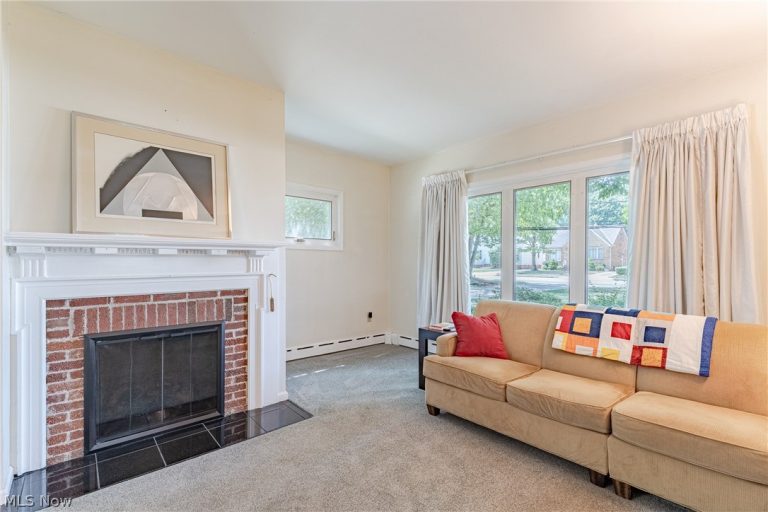 1091 Green Road, South Euclid, OH - Photo 8