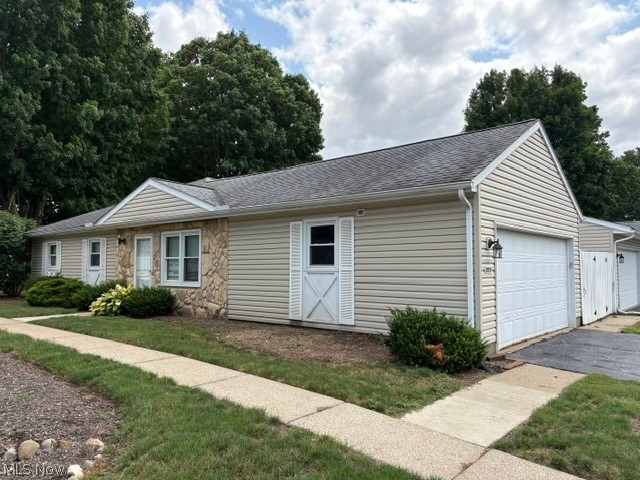 3959 Townhouse Lane, Uniontown, OH