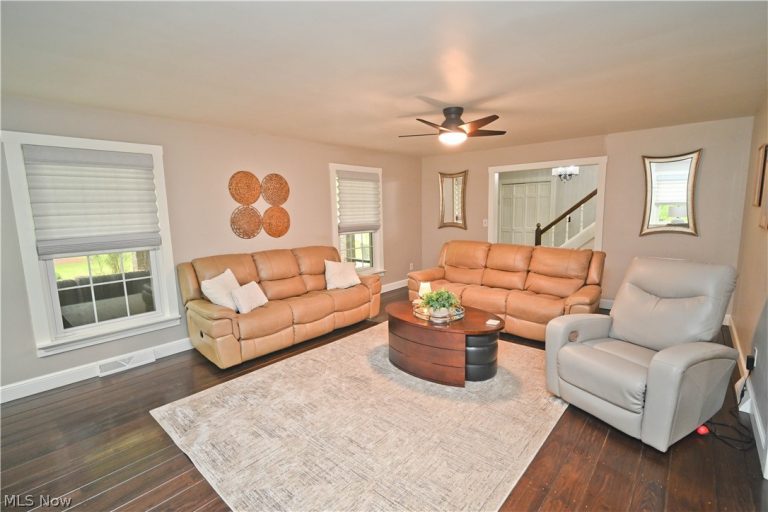 7055 Palmyra Road, Canfield, OH - Photo 6