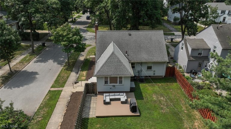 5295 Case Avenue, Lyndhurst, OH - Photo 4
