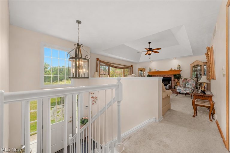 14122 Ashley Lane, North Royalton, OH - Photo 6