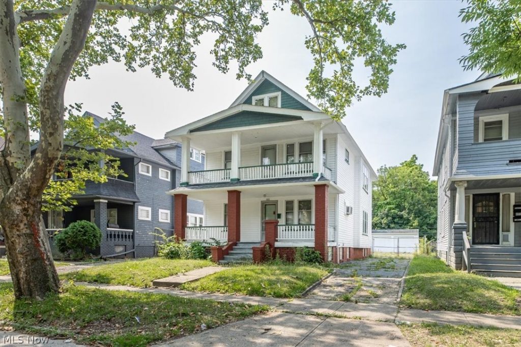 9500 Parkview Avenue, Cleveland, OH