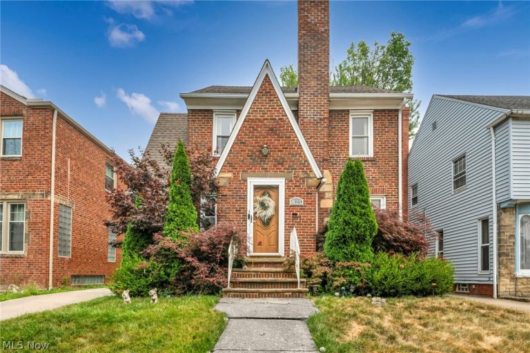 1909 Powell Avenue, Cleveland Heights, OH, 44118
