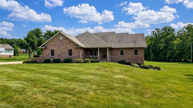 5256 Township Road 356, Millersburg, OH, 44654