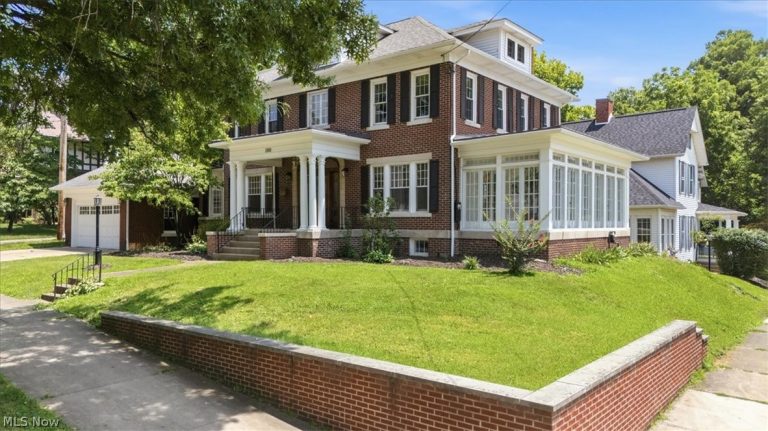 200 Washington Street, Marietta, OH - Photo 2